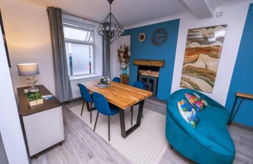 Port Talbot House | Cozy Pet-friendly Afan Forest Retreat ,log Burner