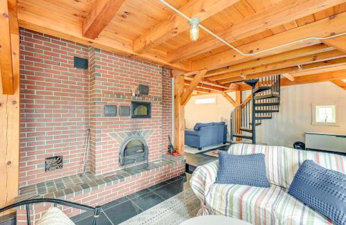 Penobscot House | Cozy Pet-Friendly Cottage Near Fort Knox and Acadia