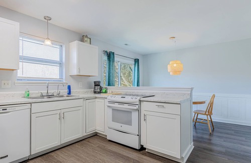 Westgate House | Cozy pet-friendly home close to Camp Lejeune and area beaches.