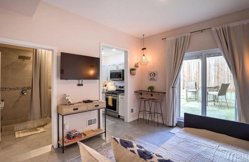 Olde Kensington Apartment | Cozy Philadelphia Studio, Near Center City!