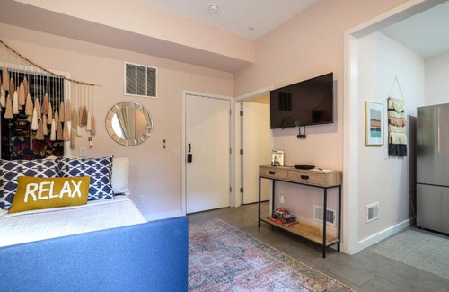 Olde Kensington Apartment | Cozy Philadelphia Studio, Near Center City!