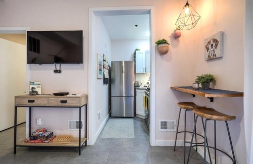 Olde Kensington Apartment | Cozy Philadelphia Studio, Near Center City!