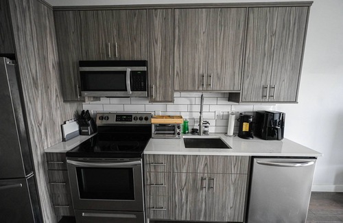 Norris Square Apartment | Cozy Philly Retreat- Your Short Stay Sanctuary