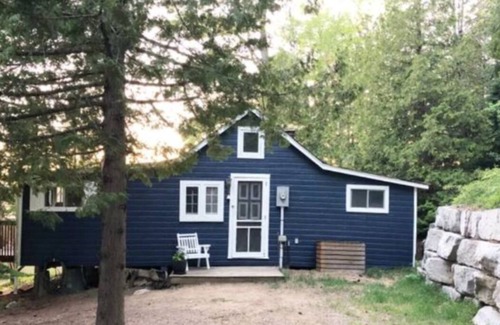 Dysart et al Cottage | Cozy Picturesque Algonquin Cottage