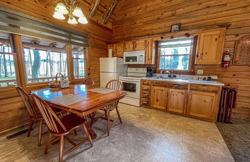 Millersburg Cabin | Cozy Pine at Tranquil Acres