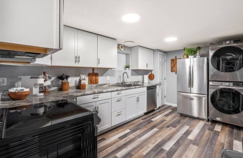 Campbell Park Apartment | Cozy Piper Nook -1
