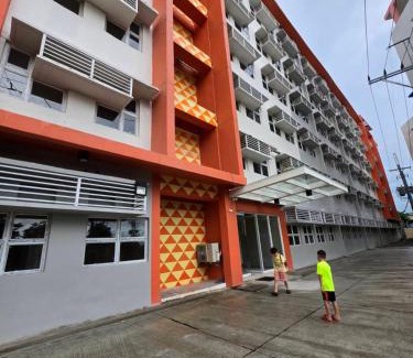 Binan City Apartment | Cozy place near pavilion mall and Sm starosa