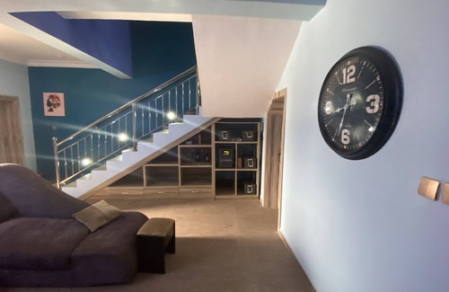 Epetu House | Cozy Place