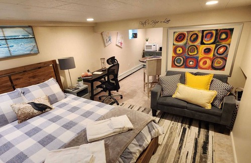 South Peabody Apartment | Cozy place to relax after a great day!