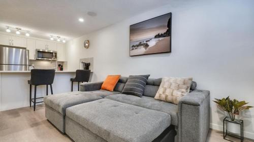 Southeast Calgary Apartment | Cozy place to stay in south Calgary