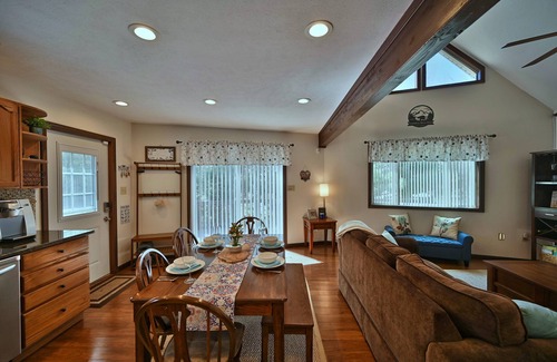 Albrightsville Ski Chalet | Cozy Pocono Chalet