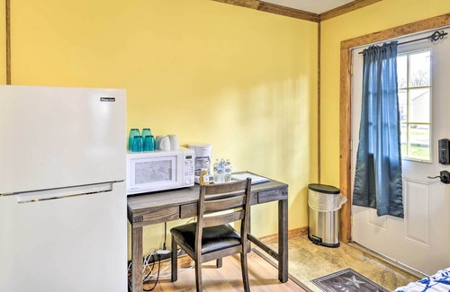 Pleasant Mount Apartment | Cozy Poconos Studio w/ Community Pool & Fire Pit!