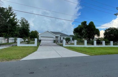 Kissimmee Apartment | COZY & PRIVATE 10 MINUTES WAY FROM THE ORLANDO AIRPORT