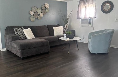Kissimmee Apartment | COZY & PRIVATE 10 MINUTES WAY FROM THE ORLANDO AIRPORT