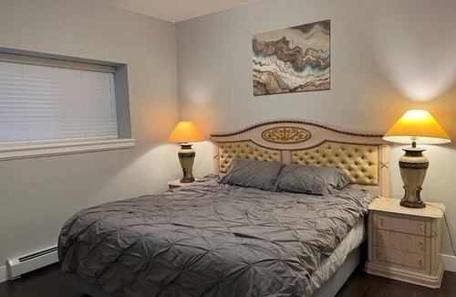 Surrey Apartment | Cozy & Private 2 Bedroom Suite