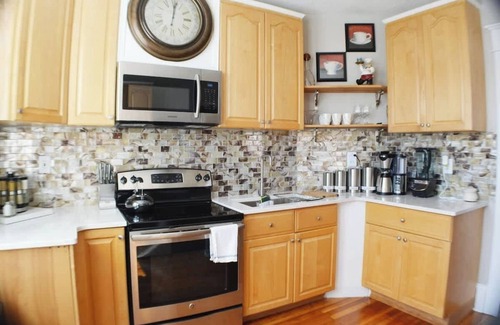 Roanoke Apartment | COZY PRIVATE 3 BEDROOM APARTMENT HIGH END SLEEP 6