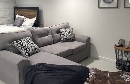 Geistown Apartment | Cozy/Private Apartment. Pet Friendly!