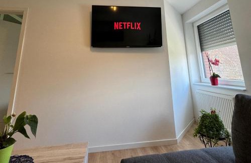 Erkelenz Apartment | Cozy Private Apartment