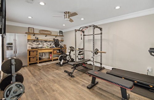 Canton Cottage | Cozy Private Basement w/Pool & Workoutn