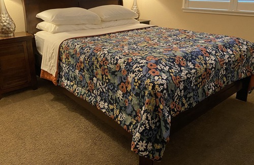 Elk Grove House | Cozy Private Bedroom with Backyard