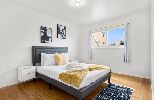 San Bruno Apartment | Cozy Private Bedrooms with Shared Bath Kitchen near SFO
