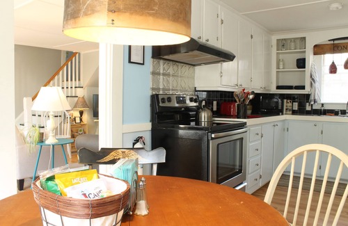 Concord Cottage | Cozy Private Cottage In Concord