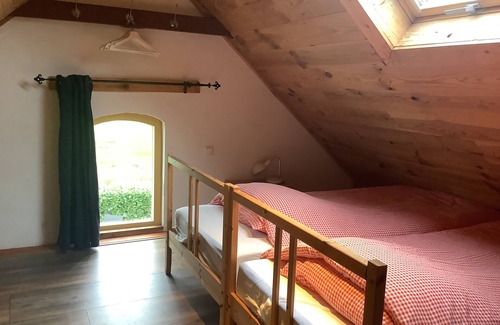 Toldijk Other | Cozy private cottage with spacious views on a nature estate. With fire bowl.