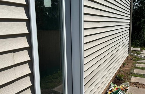 Moncton Apartment | Cozy Private Entrance Apartment