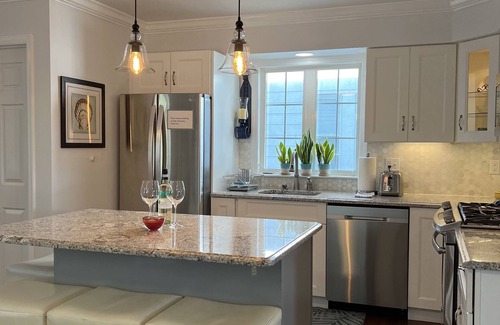 Lake Como House | Cozy & Private Family Beach Home in Lake Comonn
