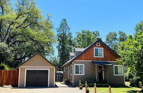 Placerville House | Cozy private home, 1 acre orchards near Apple Hill