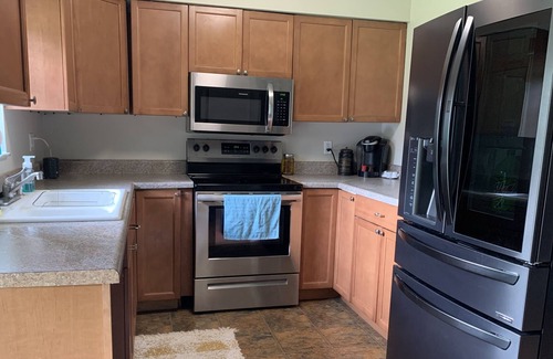 Okeechobee House | Cozy private home 5 minutes from Okeechobee Lake