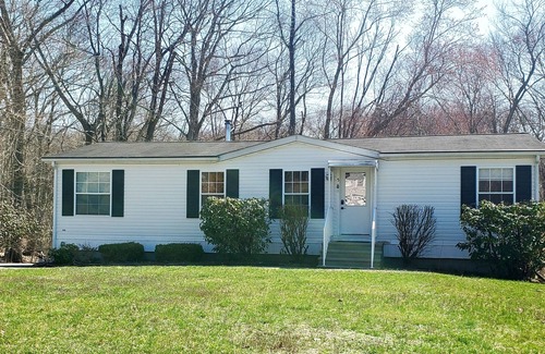 Norwich House | Cozy private home close to casinos and more