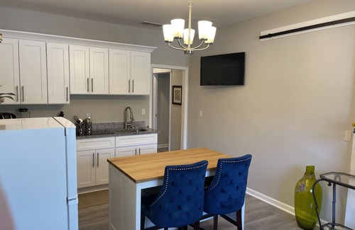 Dallas Apartment | Cozy & Private In-Law Suite 10 minutes from LakePoint