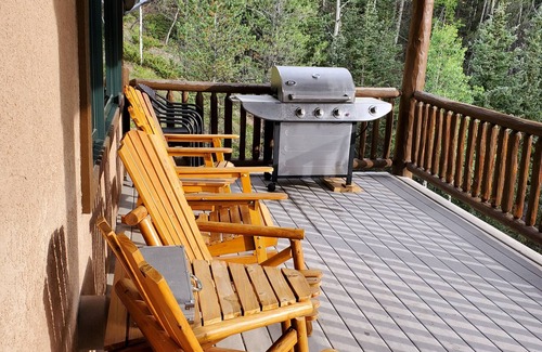 Cripple Creek House | Cozy Private Mountain Retreat - Beaver Pond Valley