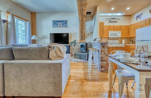 Anacortes House | Cozy Private Ranch Cabin, Whistle Lake | Sleeps 6