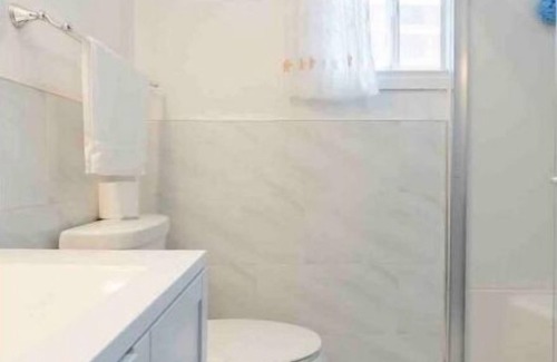 Beaconsfield Village House | Cozy private room in downtown