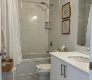 Stratford House | Cozy Private Room in Stratford