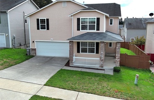 Covington House | Cozy Private Room in Owner-Occupied Home with Modern Comforts