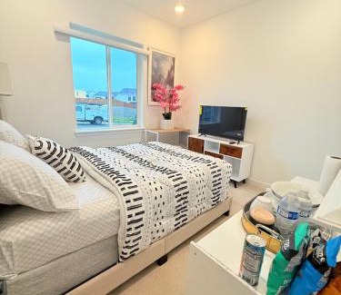 Bonney Lake House | Cozy Private Room, Room 1, Near Seattle and Mt Rainier, Quiet and Comfy Stay