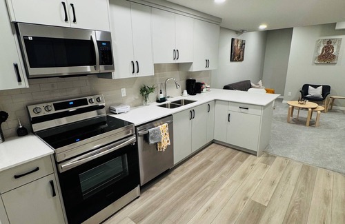 Southeast Calgary House | Cozy Private Suite