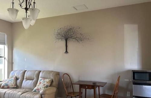 Ave Maria Apartment | Cozy, private two-room suite