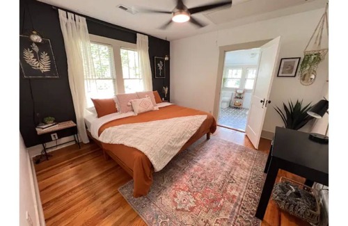 Five Points House | Cozy, Quaint & beautiful home - La Casa De Madre