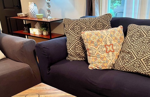 Butler House | Cozy, quaint & great location. The perfect home away from home. Pets welcome!