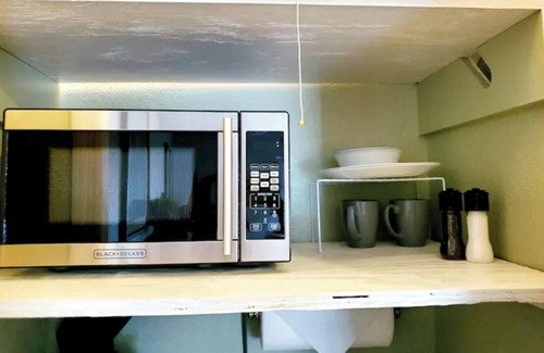East Ybor Apartment | Cozy Quaint Ybor City Loft steps from 7th Ave.