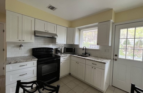 Ringwood Apartment | Cozy, quiet and modern duplex apartment in a perfect location!