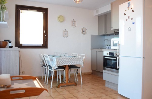 Neuvecelle Apartment | Cozy quiet apartment with terrace, parking, and internet in Évian