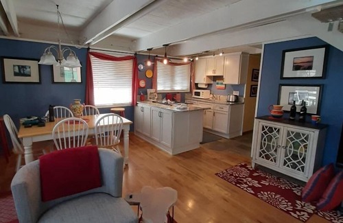 Incline Village Cabin | Cozy Quiet Cabin in Pines with Large Deck, Great Location