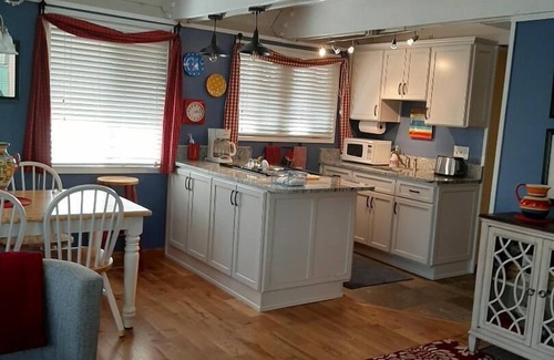 Incline Village Cabin | Cozy Quiet Cabin in Pines with Large Deck, Great Location