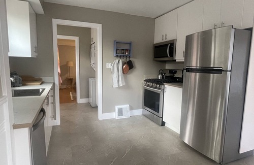 Grass Valley House | Cozy, quiet cottage close to downtown! Pet friendly!