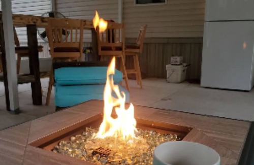 Floral City House | Cozy quiet home close to tourist attractions & airboating. Pet-friendly!